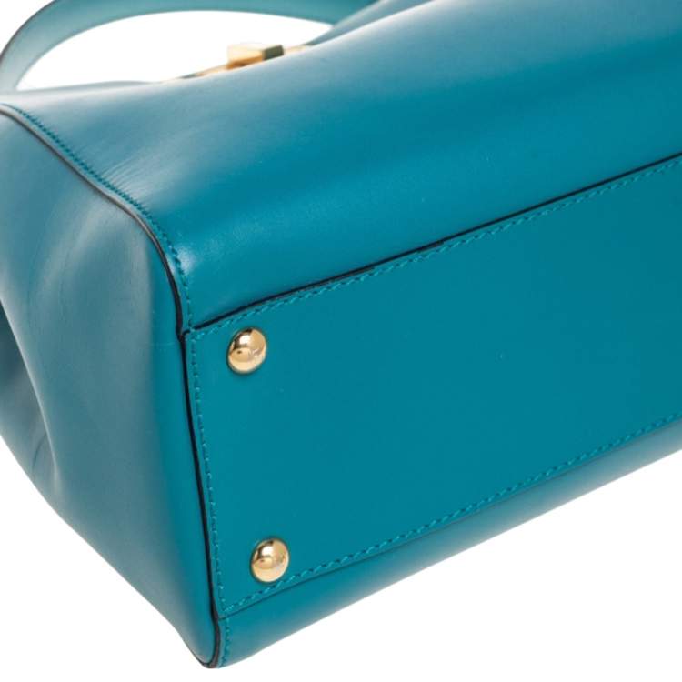 Pre Owned Fendi Green Leather Medium Peekaboo Top Handle Bag