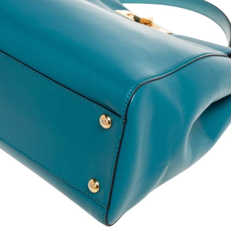 Pre Owned Fendi Green Leather Medium Peekaboo Top Handle Bag
