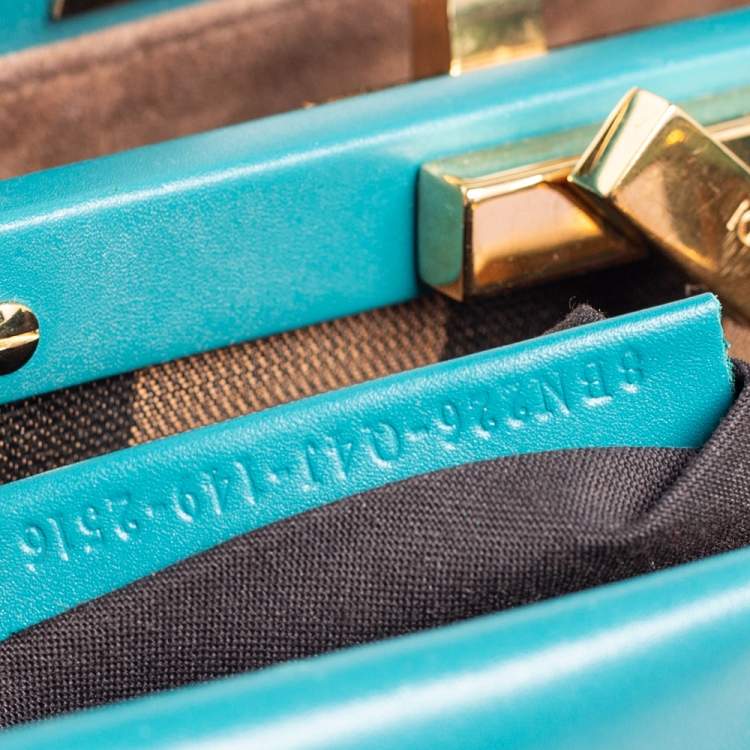 Pre Owned Fendi Green Leather Medium Peekaboo Top Handle Bag