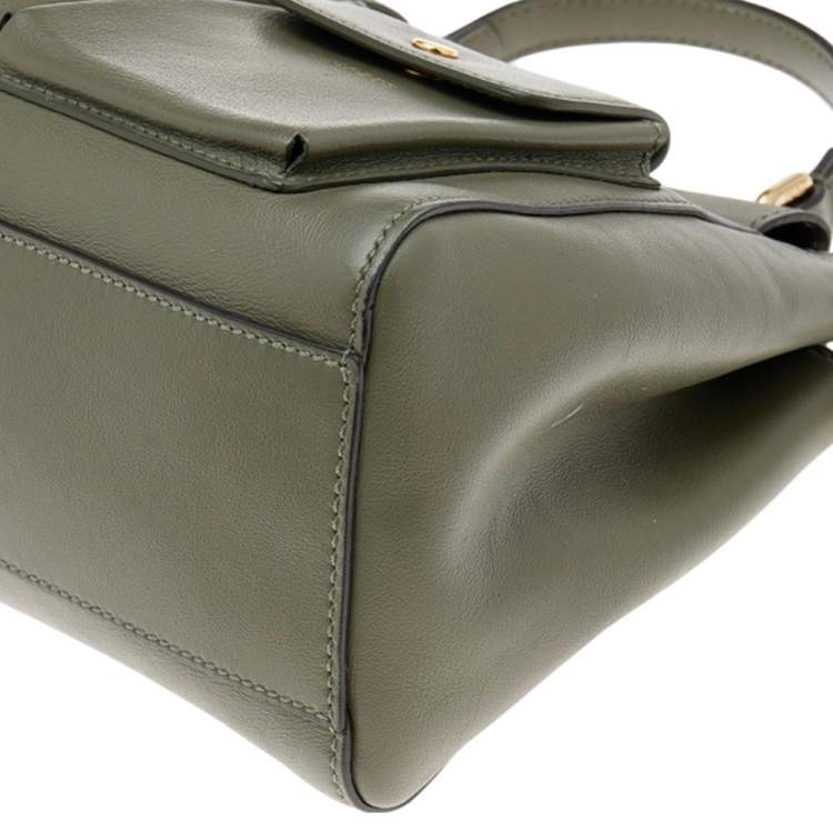 Pre Owned Fendi Green Leather Peekaboo Top Handle Bag