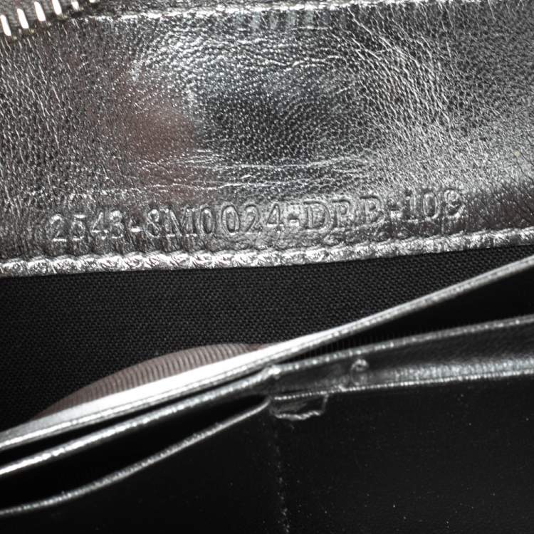 Pre Owned Fendi Silver Textured Leather Zip Around Continental Wallet