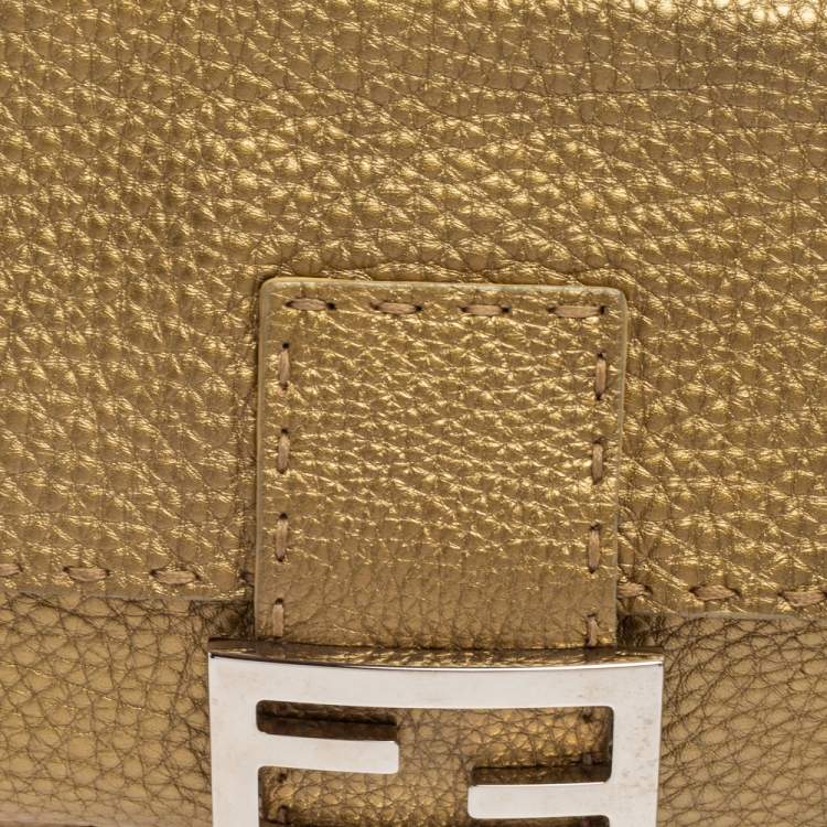 Pre Owned Fendi Metallic Green Sellier Leather Mama Baguette Bag