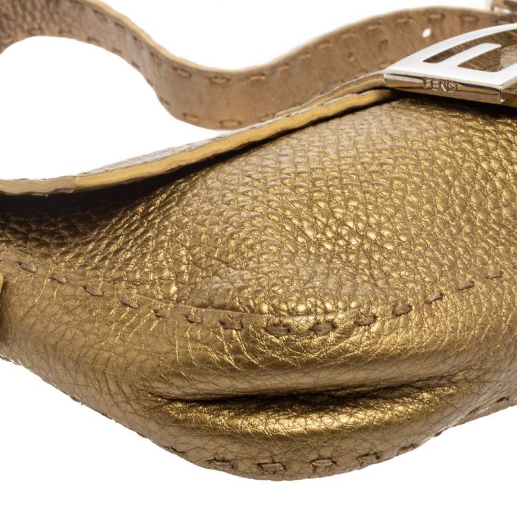 Pre Owned Fendi Metallic Green Sellier Leather Mama Baguette Bag