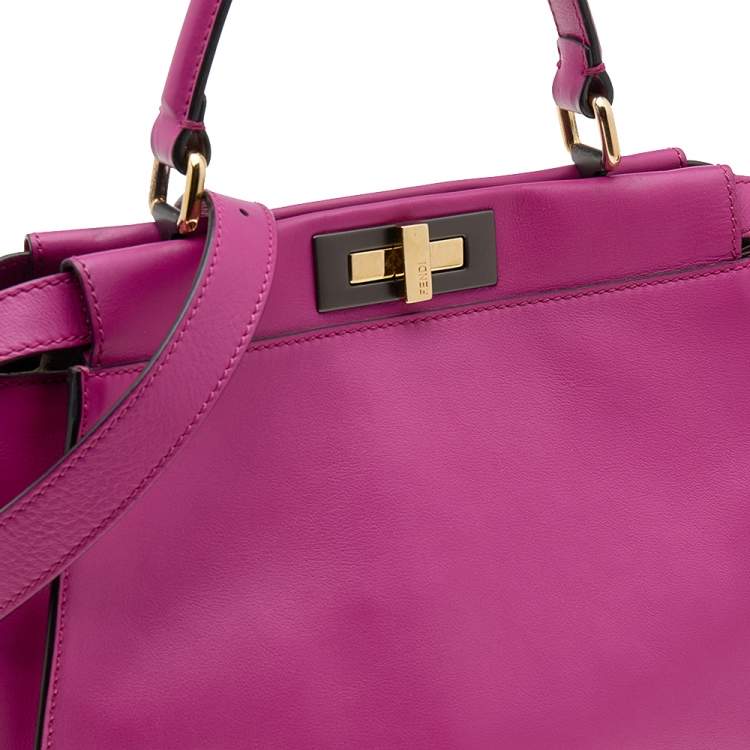 Pre Owned Fendi Pink Leather Medium Peekaboo Top Handle Bag