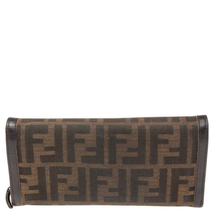 مملوكة مسبقًا Fendi Tobacco Zucca Canvas and Leather Flap Continental Wallet
