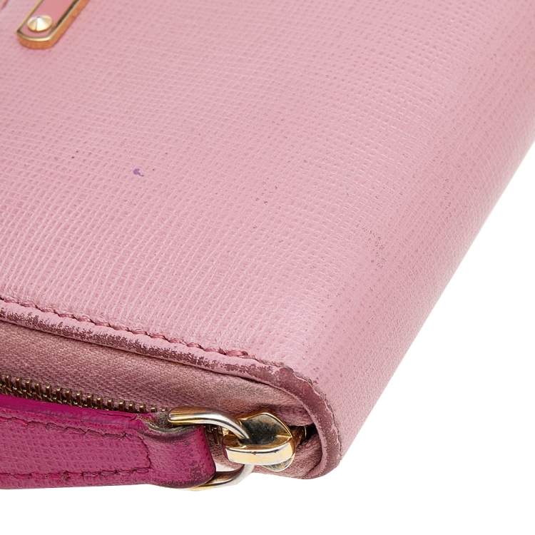 Pre Owned Fendi Pink Leather Zip Around Compact Wallet