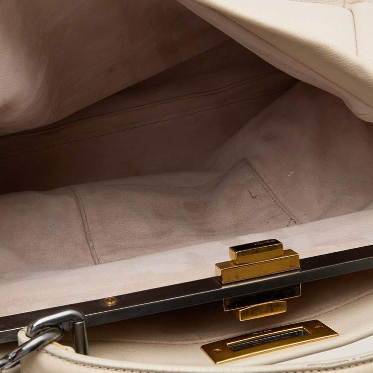 Pre Owned Fendi Cream Leather Large Peekaboo Top Handle Bag