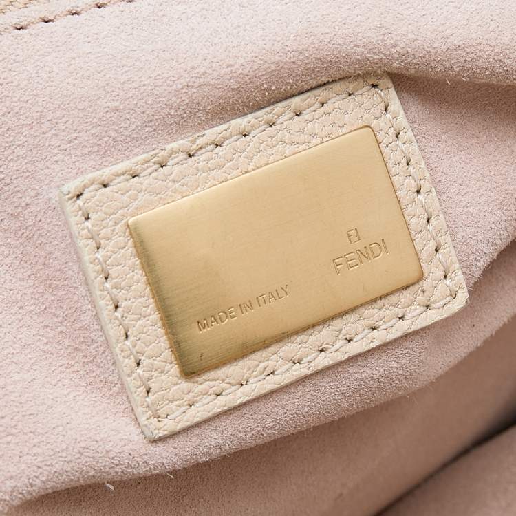 Pre Owned Fendi Cream Leather Large Peekaboo Top Handle Bag
