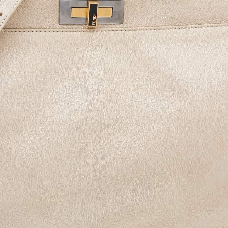 Pre Owned Fendi Cream Leather Large Peekaboo Top Handle Bag