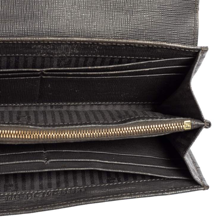Pre Owned Fendi Grey/Beige Leather 2 Jours Flap Wallet
