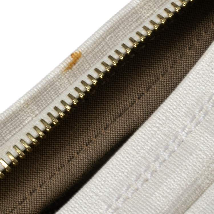 Pre Owned Fendi White FF Zucca Coated Canvas Chef Hobo