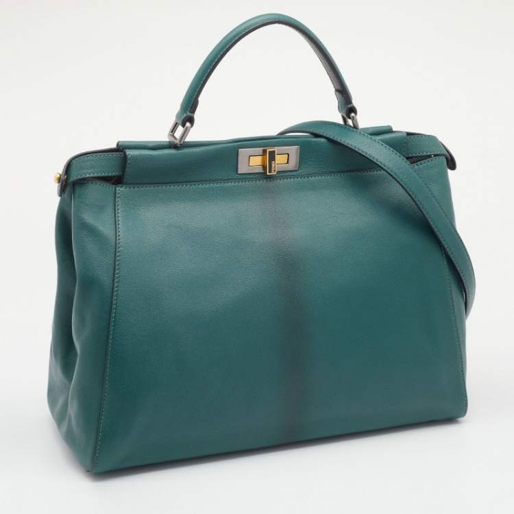 Pre Owned Fendi Green Leather Large Peekaboo Top Handle Bag