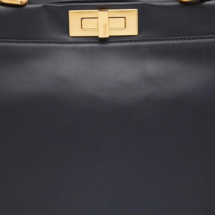 Pre Owned Fendi Black Leather Medium Peekaboo Top Handle Bag