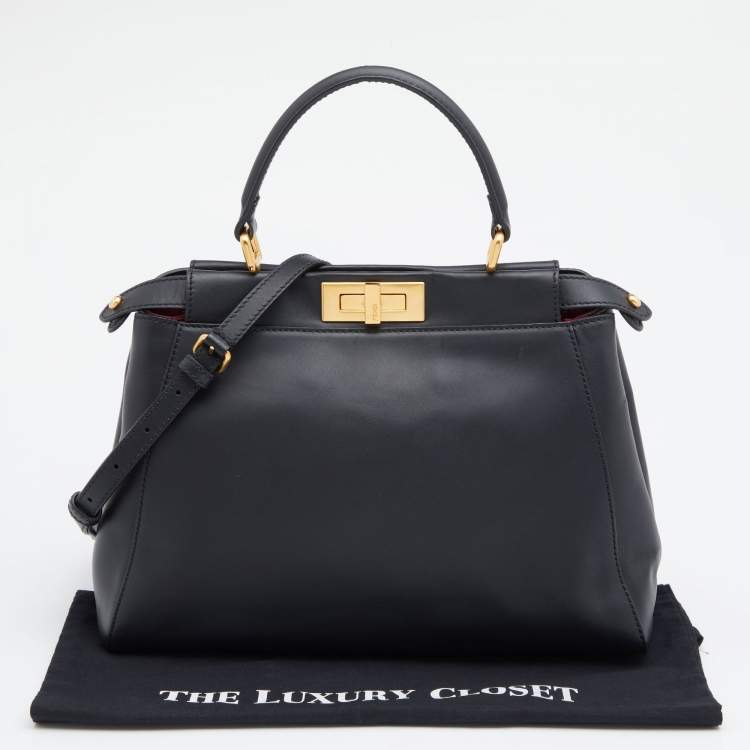 Pre Owned Fendi Black Leather Medium Peekaboo Top Handle Bag