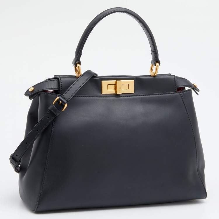 Pre Owned Fendi Black Leather Medium Peekaboo Top Handle Bag