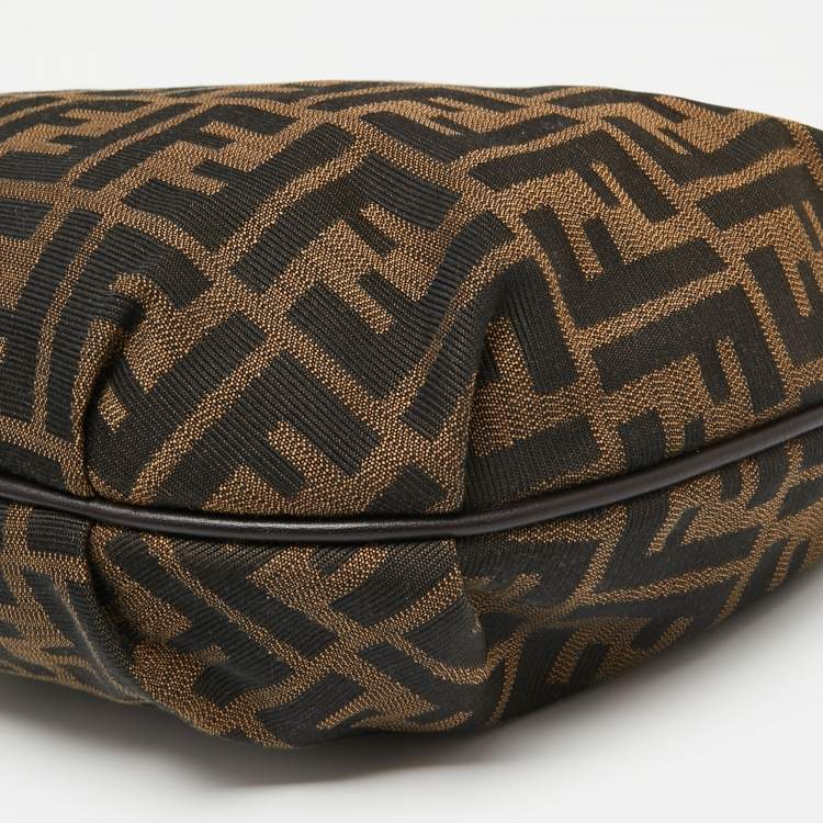 مملوكة مسبقًا Fendi Tobacco Zucca Canvas And Leather Chef Chain Link Hobo