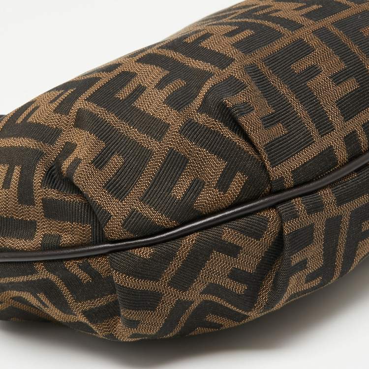 مملوكة مسبقًا Fendi Tobacco Zucca Canvas And Leather Chef Chain Link Hobo