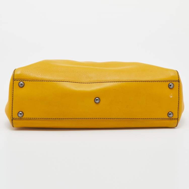 Pre Owned Fendi Yellow Leather Medium Peekaboo Top Handle Bag