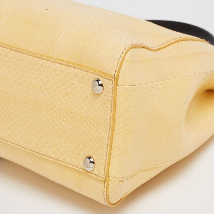 Pre Owned Fendi Cream/Black Python Medium Peekaboo Top Handle Bag