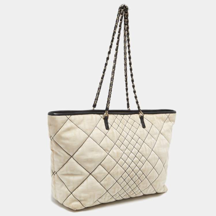 Pre Owned Fendi Cream/Black Zucca Quilted Canvas And Leather Roll Shopper Tote