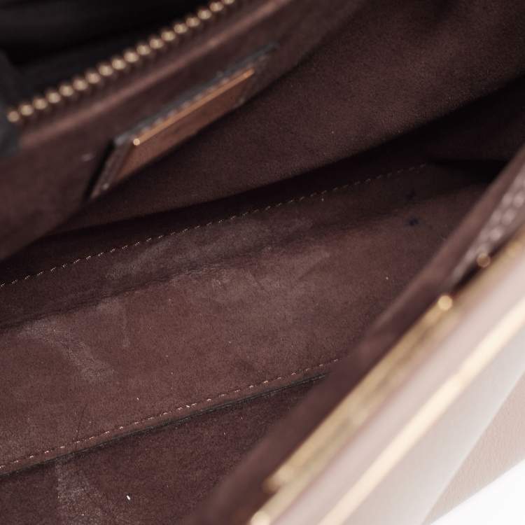 Pre Owned Fendi Cream Leather Medium Peekaboo Top Handle Bag