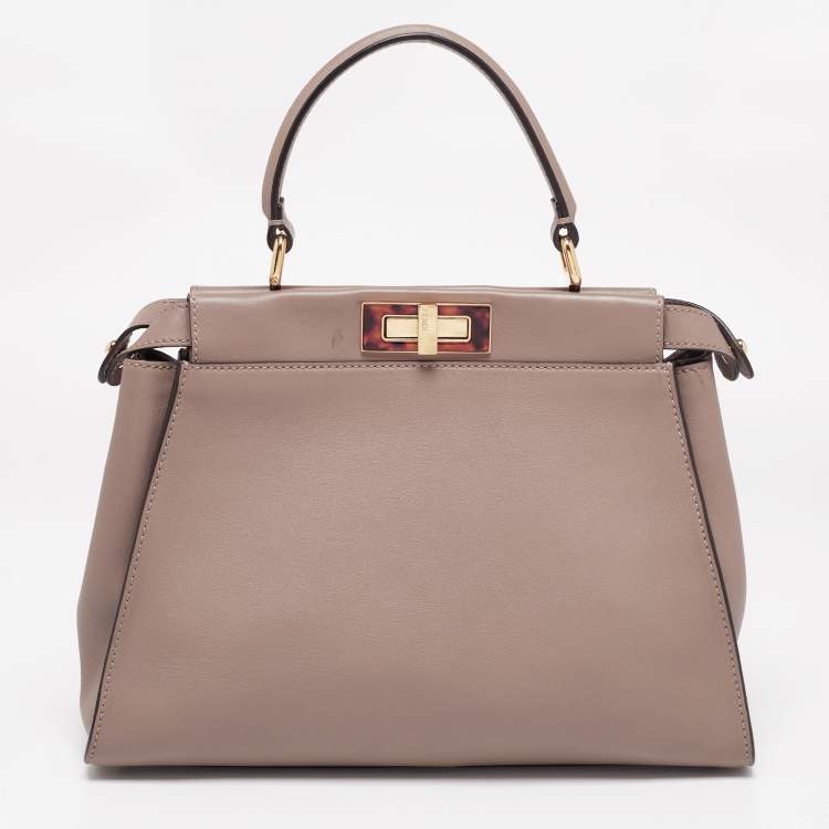 Pre Owned Fendi Cream Leather Medium Peekaboo Top Handle Bag