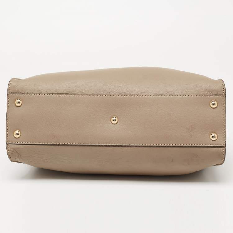 Pre Owned Fendi Beige Leather Medium Peekaboo Top Handle Bag