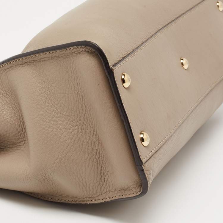 Pre Owned Fendi Beige Leather Medium Peekaboo Top Handle Bag