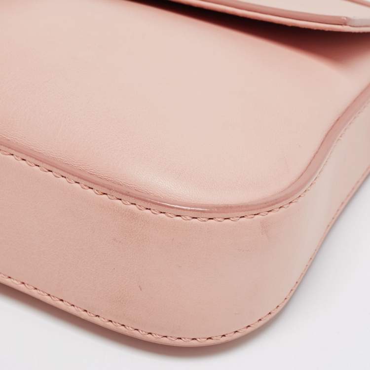 Pre Owned Fendi Pink Leather Baguette Shoulder Bag