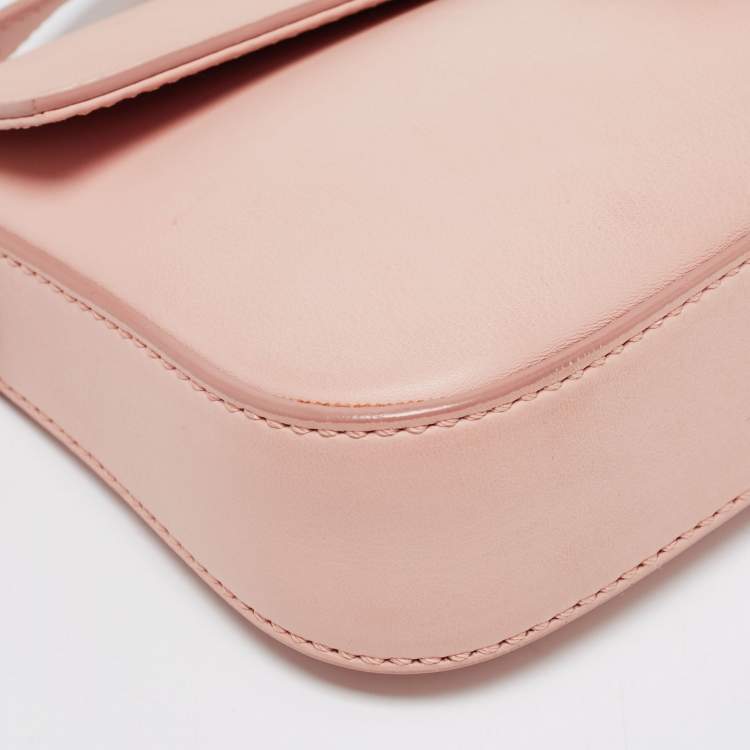 Pre Owned Fendi Pink Leather Baguette Shoulder Bag