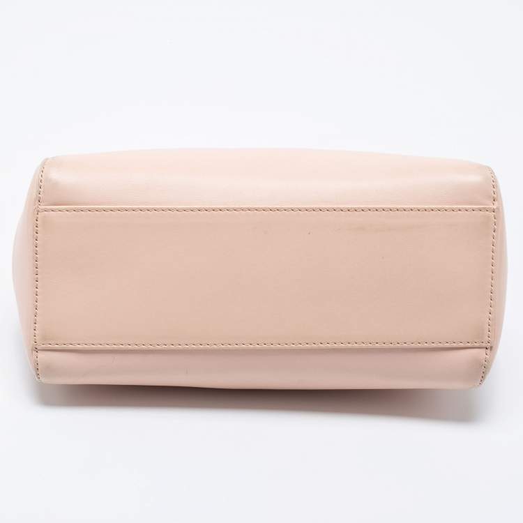 Pre Owned Fendi Poudre Leather Mini Peekaboo Top Handle Bag