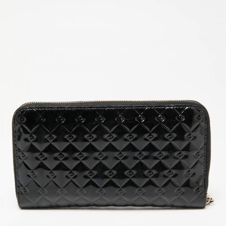 Pre Owned Fendi Black Patent Leather Zip Around Wallet