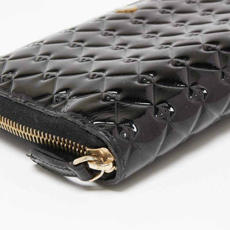Pre Owned Fendi Black Patent Leather Zip Around Wallet