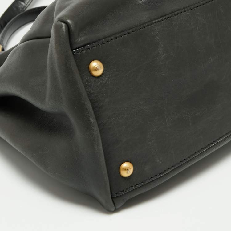 Pre Owned Fendi Black Leather Large Peekaboo Top Handle Bag