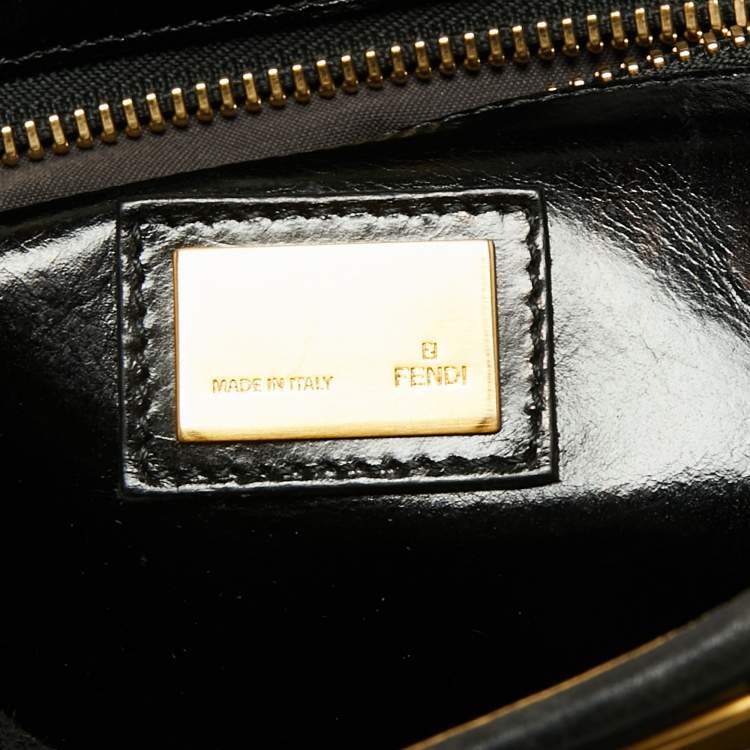 Pre Owned Fendi Black Leather Large Peekaboo Top Handle Bag
