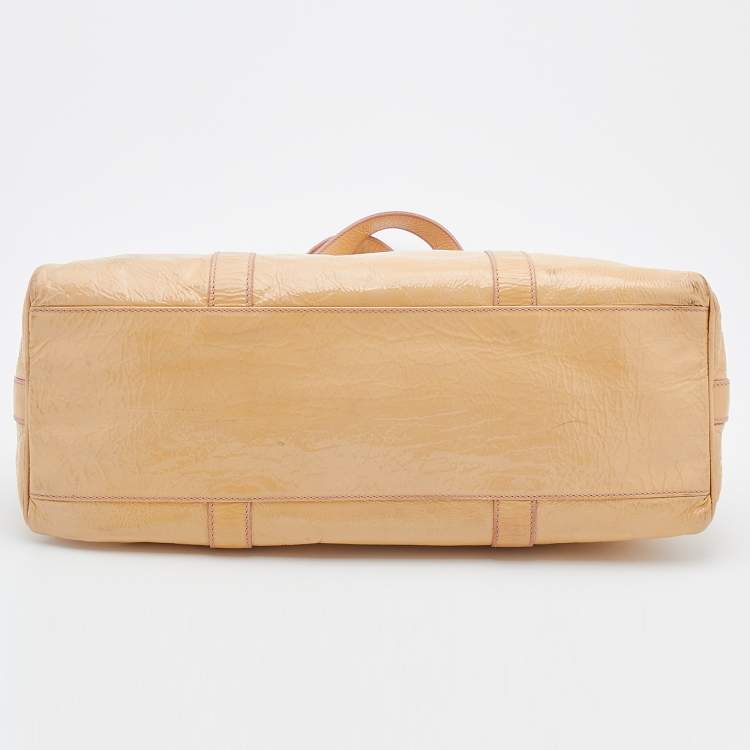 Pre Owned Fendi Beige Patent Leather De Jour Tote