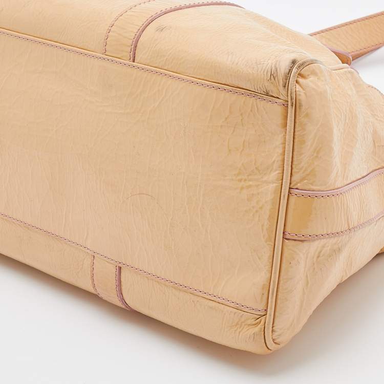 Pre Owned Fendi Beige Patent Leather De Jour Tote