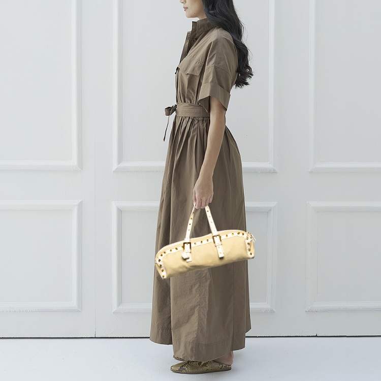 Pre Owned Fendi Beige/White Canvas And Leather Duffel Bag