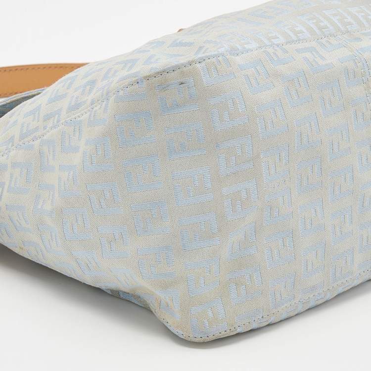 Pre Owned Fendi Blue/Beige Zucchino Canvas and Leather Mama Baguette Bag