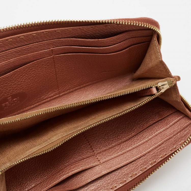 Pre Owned Fendi Metallic Rose Gold Leather Selleria Zip Around Wallet