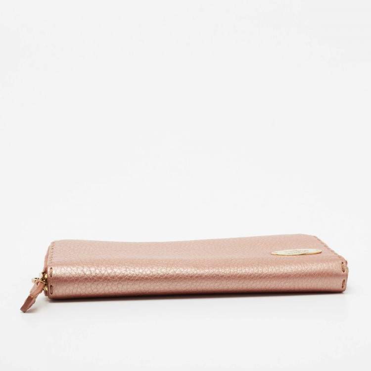 Pre Owned Fendi Metallic Rose Gold Leather Selleria Zip Around Wallet