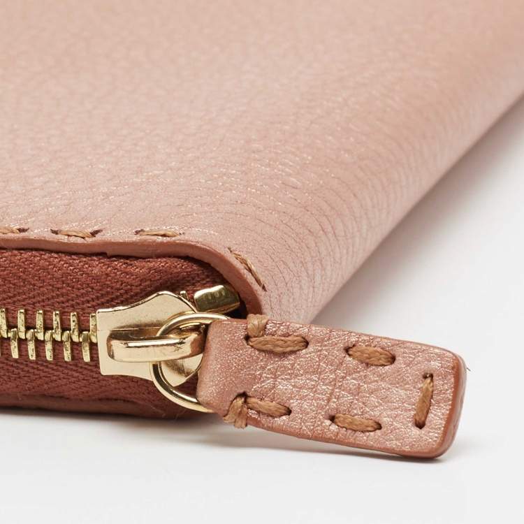 Pre Owned Fendi Metallic Rose Gold Leather Selleria Zip Around Wallet