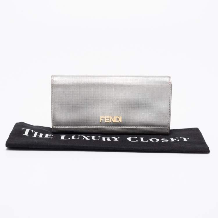 Pre Owned Fendi Silver Leather Logo Flap Continental Wallet