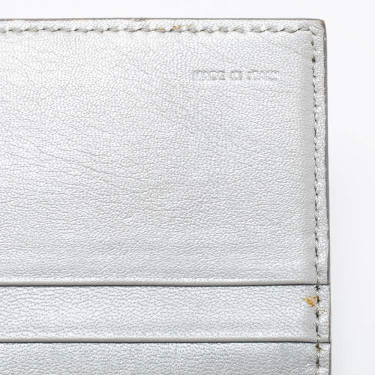 Pre Owned Fendi Silver Leather Logo Flap Continental Wallet