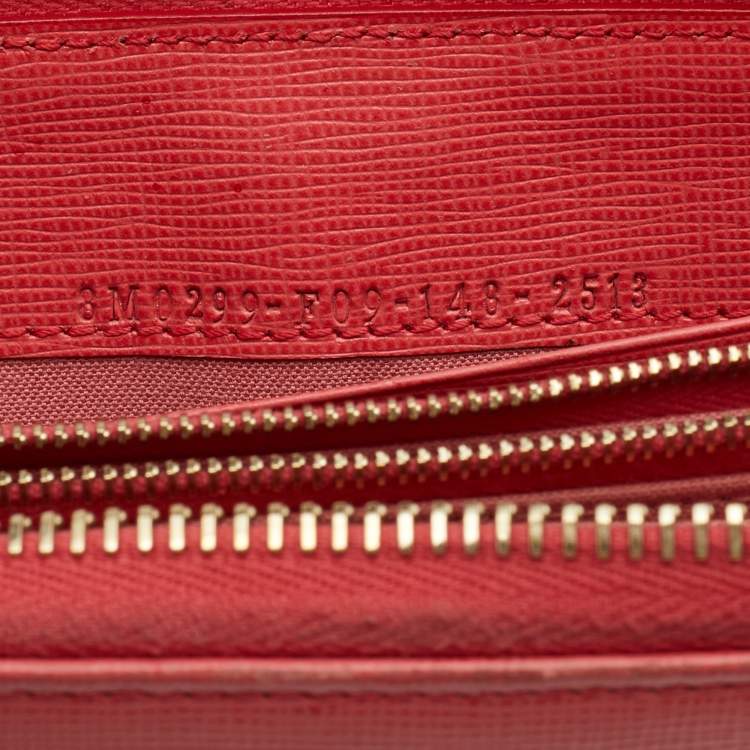 Pre Owned Fendi Coral Leather Crayons Zip Around Wallet
