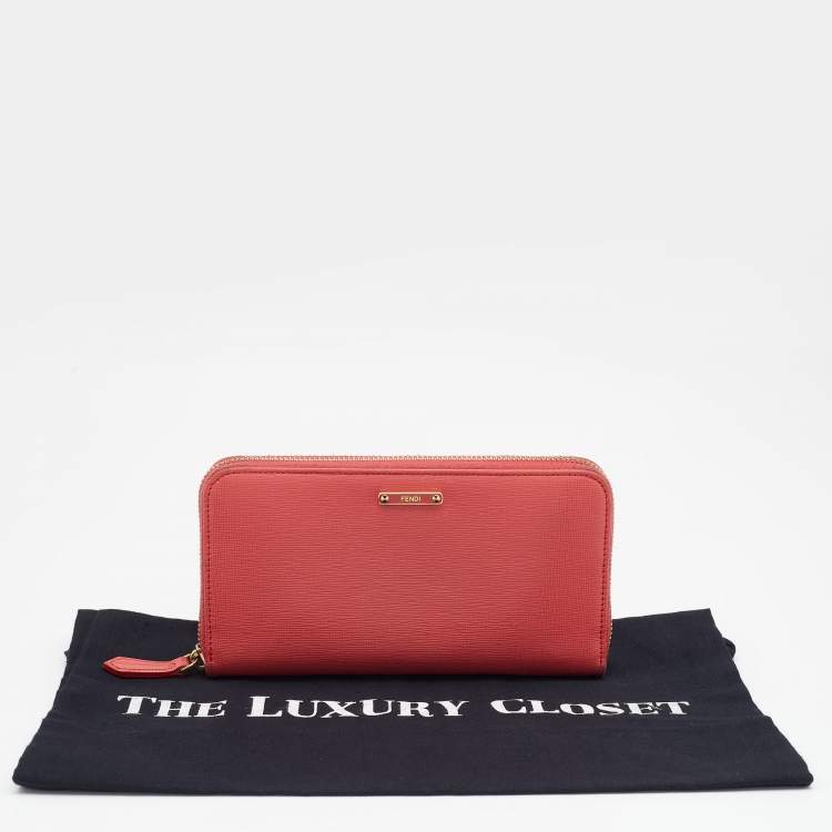 Pre Owned Fendi Coral Leather Crayons Zip Around Wallet