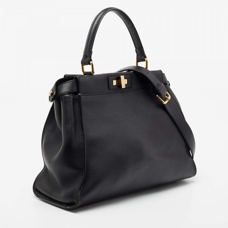 Pre Owned Fendi Black Leather Medium Peekaboo Top Handle Bag