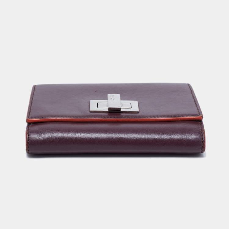 Pre Owned Fendi Burgundy Leather Peekaboo Compact Wallet