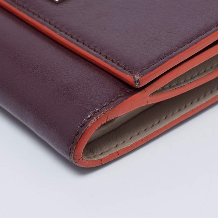 Pre Owned Fendi Burgundy Leather Peekaboo Compact Wallet