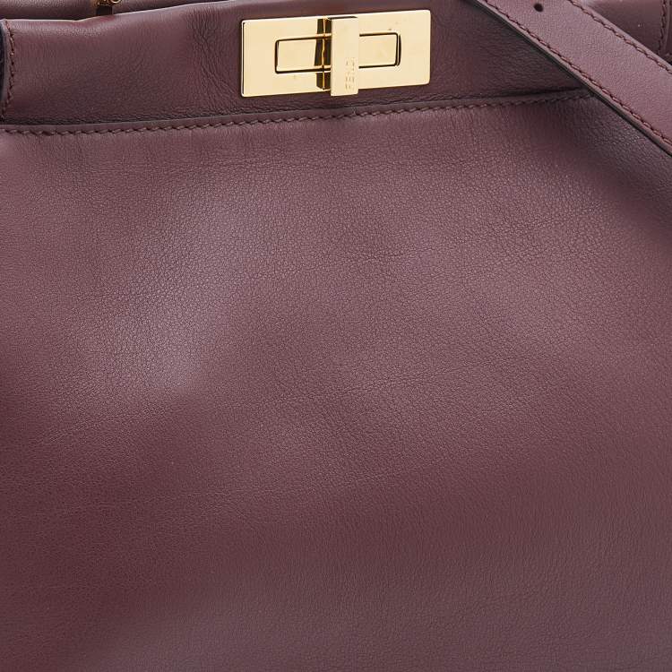 Pre Owned Fendi Burgundy Leather Medium Peekaboo Top Handle Bag
